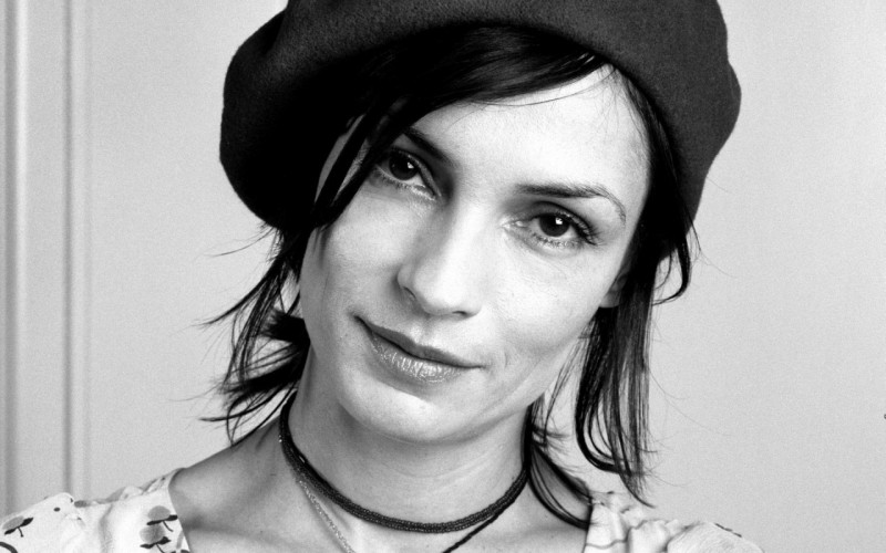 Famke-Janssen-3