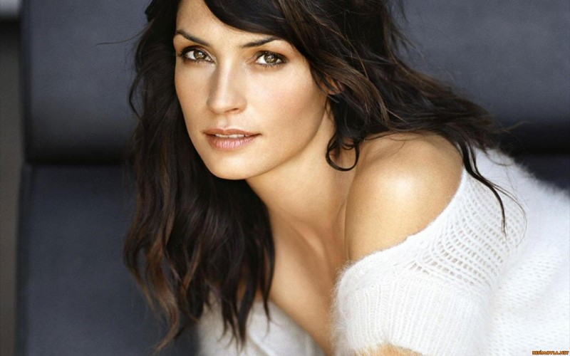 Famke-Janssen-4