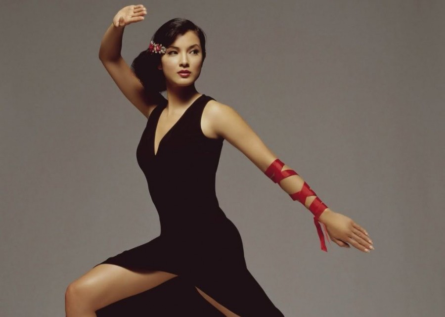 Kelly Hu